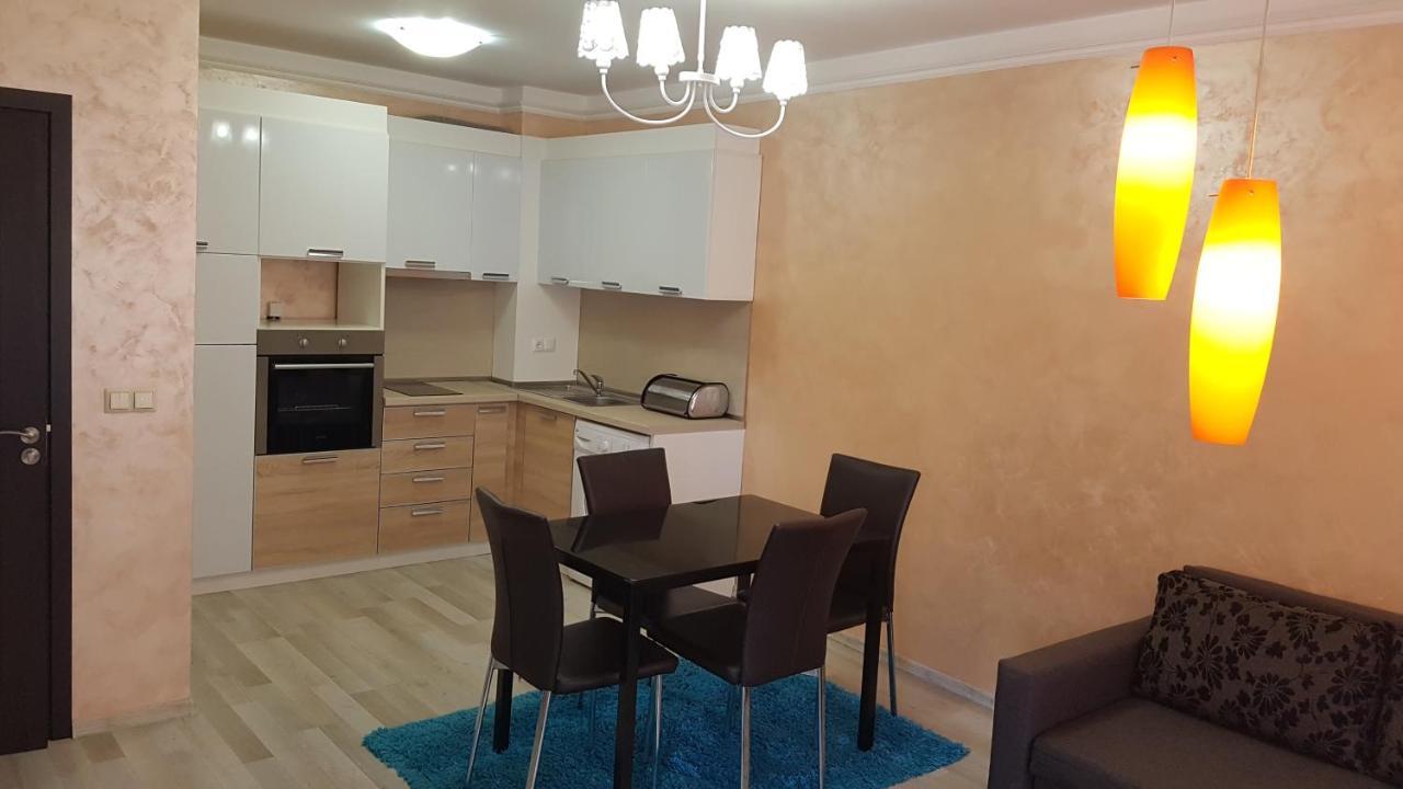 South Coast Apartments Шумен Екстер'єр фото