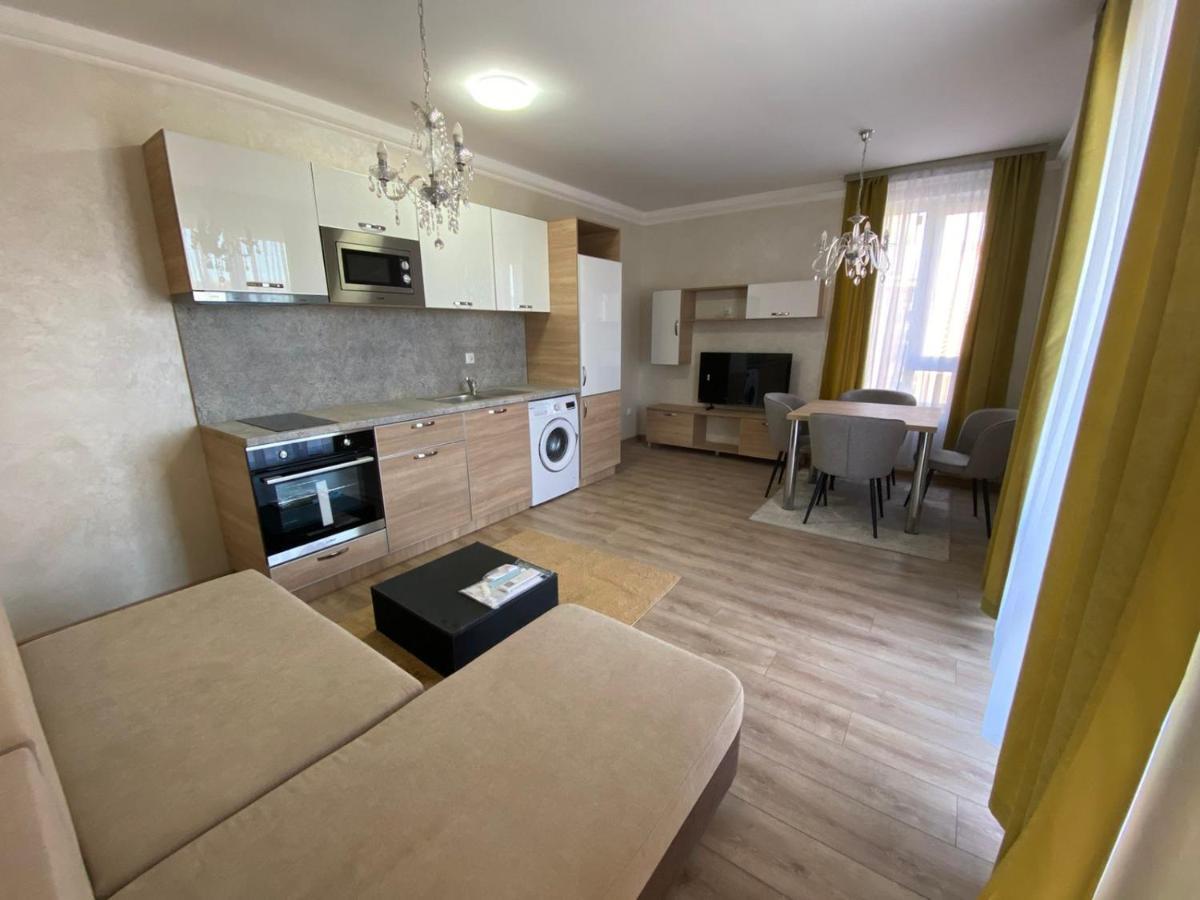 South Coast Apartments Шумен Екстер'єр фото