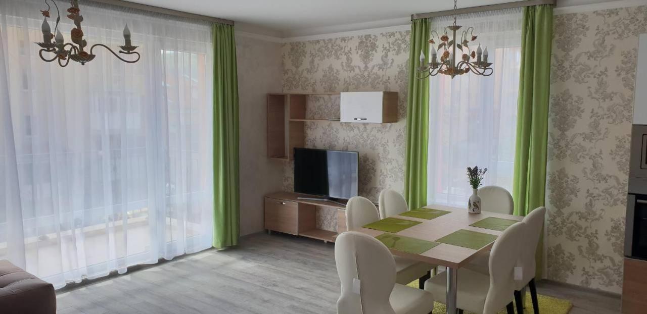 South Coast Apartments Шумен Екстер'єр фото