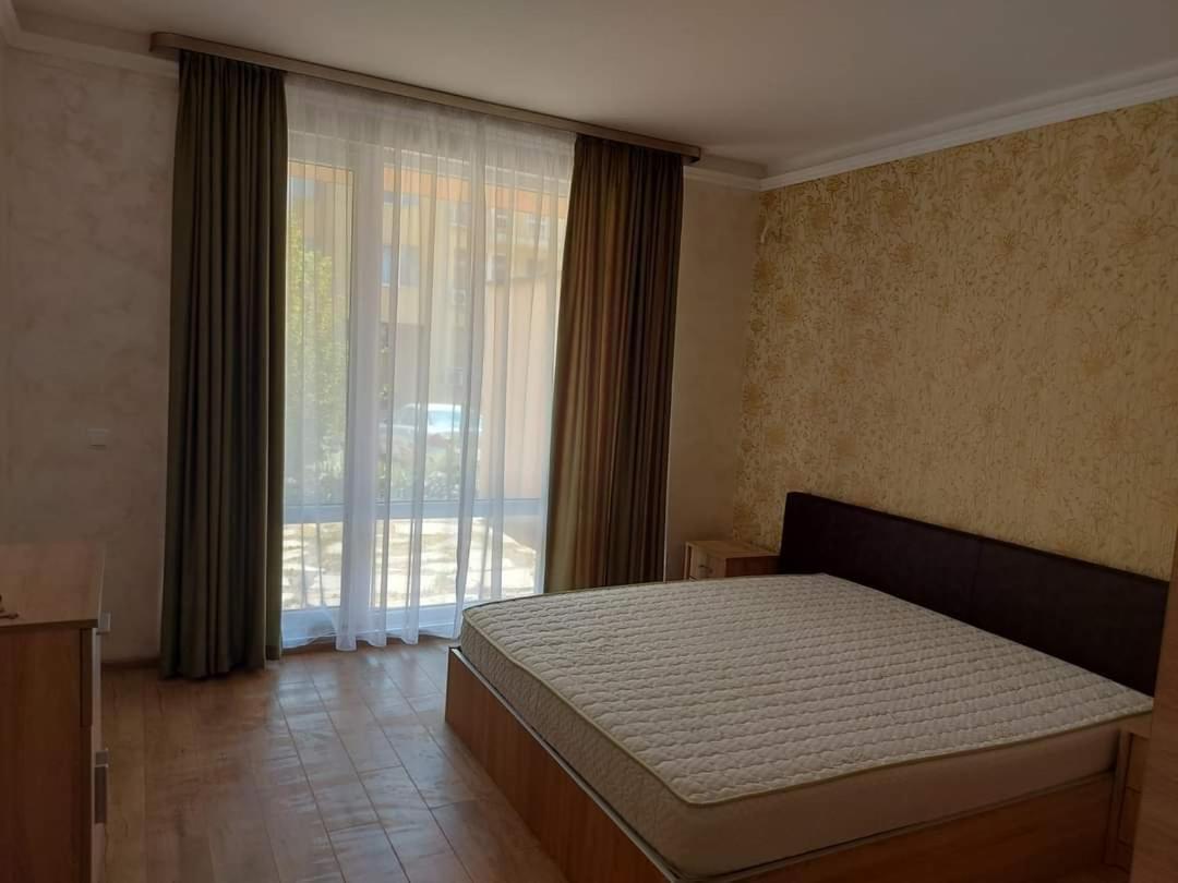 South Coast Apartments Шумен Екстер'єр фото