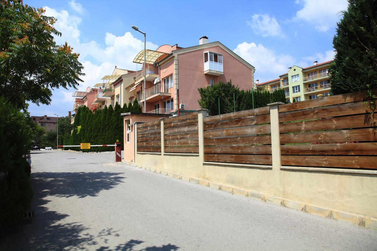 South Coast Apartments Шумен Екстер'єр фото